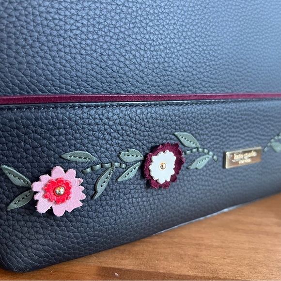 Kate Spade Embellished Medium Tote Bag and Wallet set - Picture 3 of 13